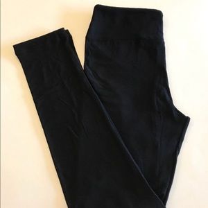 NEW Solid Black LuLaRoe Leggings!